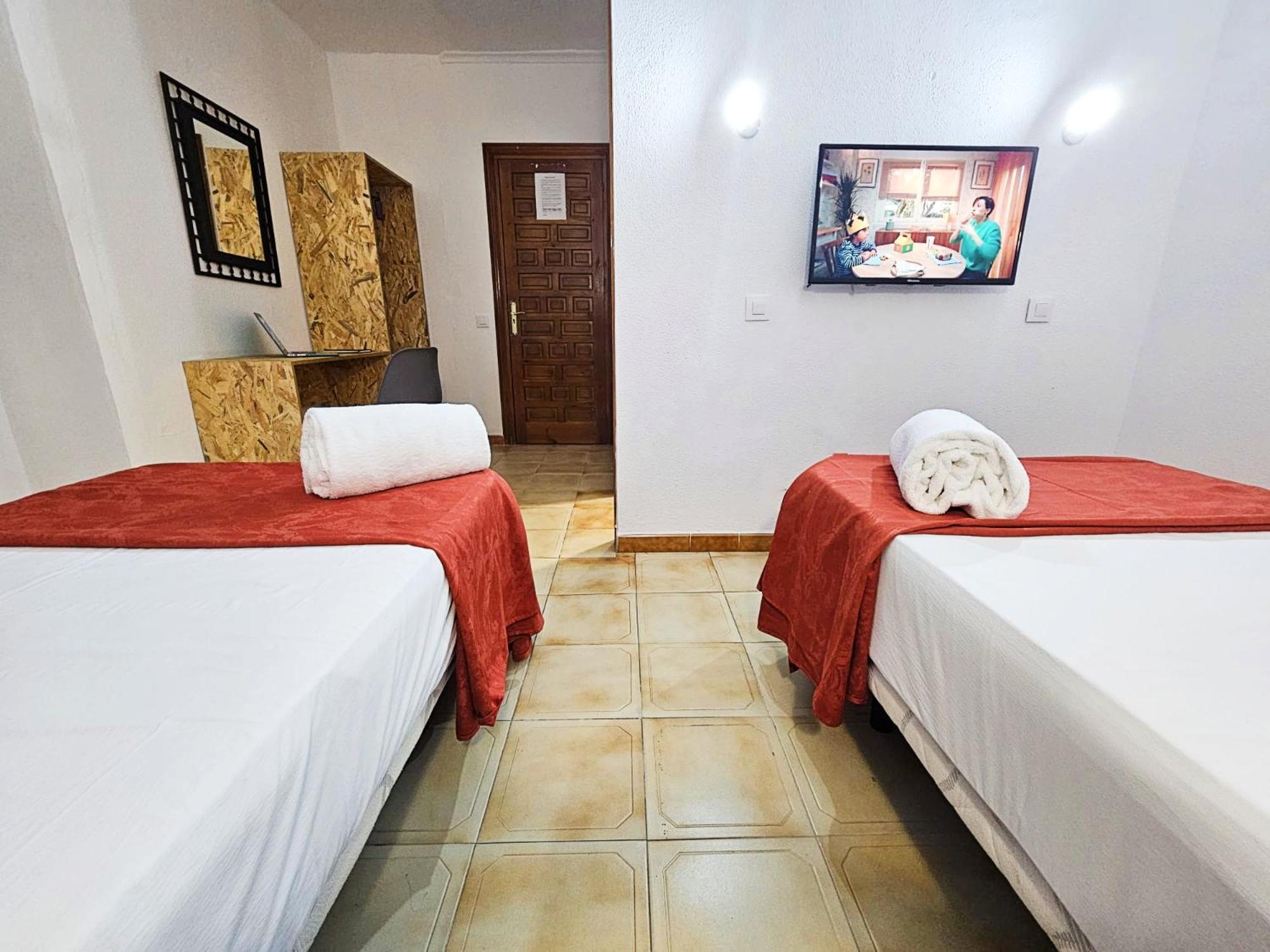 Hotel San Vicente - Centro Playa Conil De La Frontera Buitenkant foto