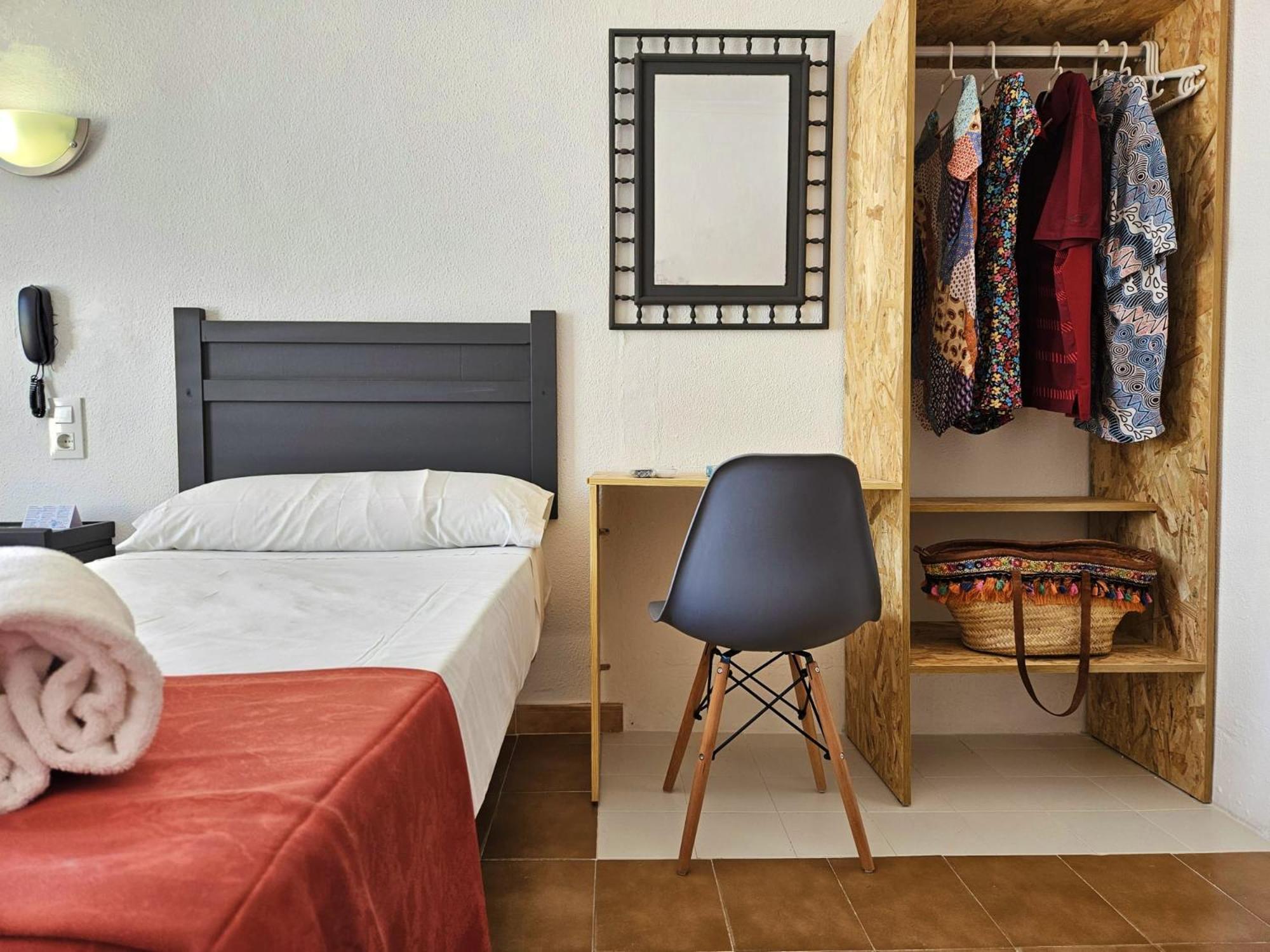 Hotel San Vicente - Centro Playa Conil De La Frontera Buitenkant foto